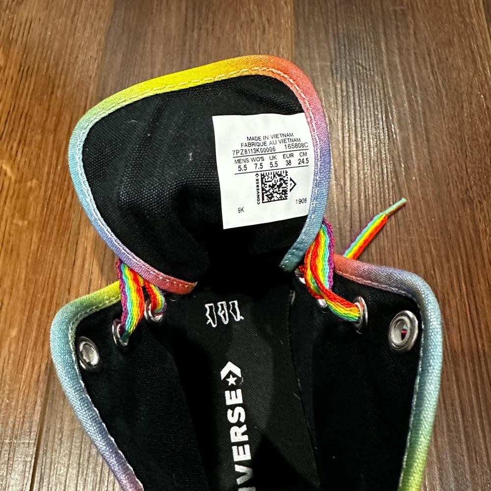 Custom Pride Converse - Picture 5 of 7